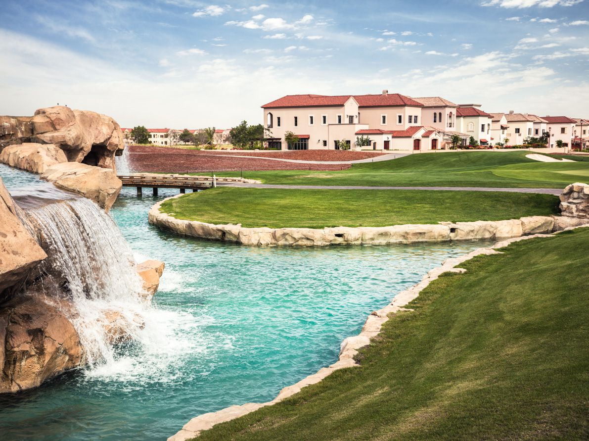 Redwood Avenue at Jumeirah Golf Estates