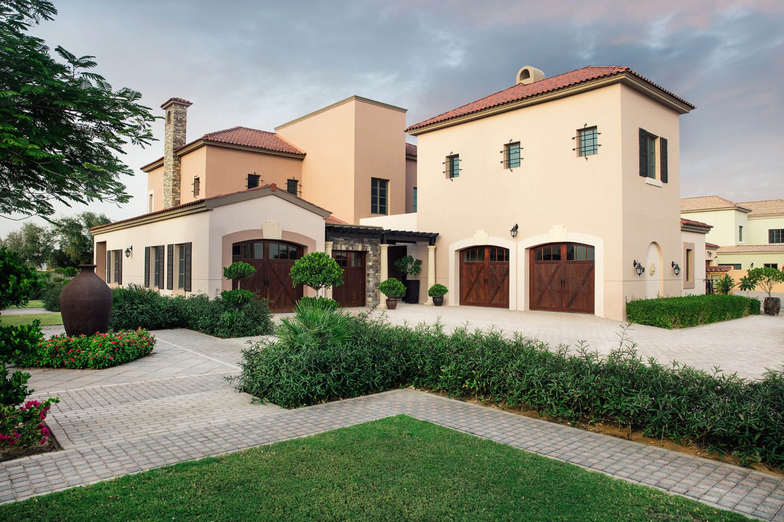 Redwood Avenue at Jumeirah Golf Estates